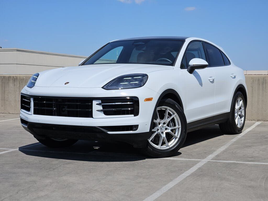 2026 PORSCHE Cayenne