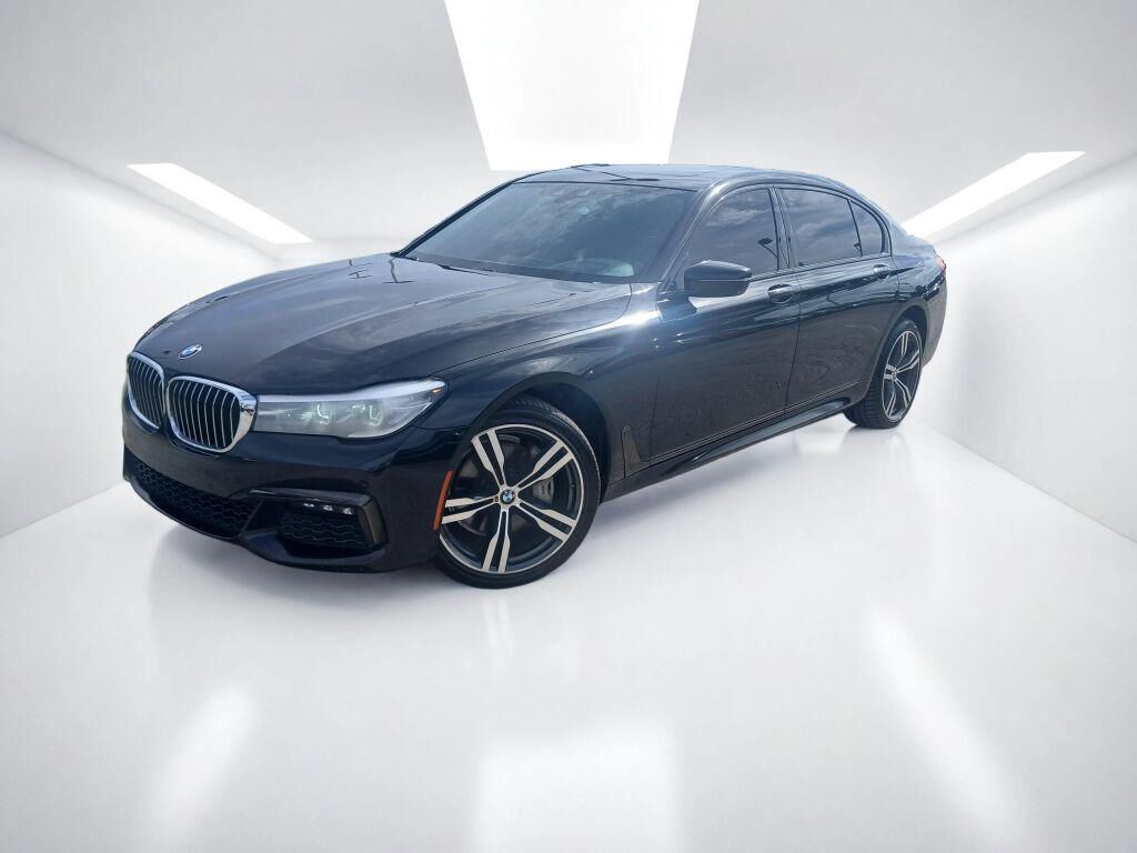 2019 BMW 740i