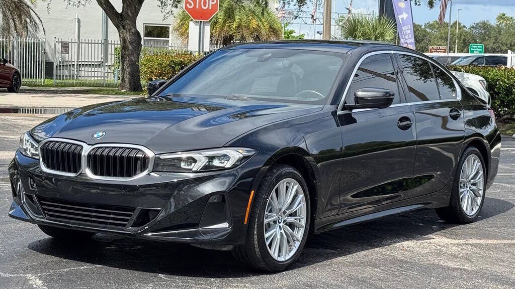 2024 BMW 330i