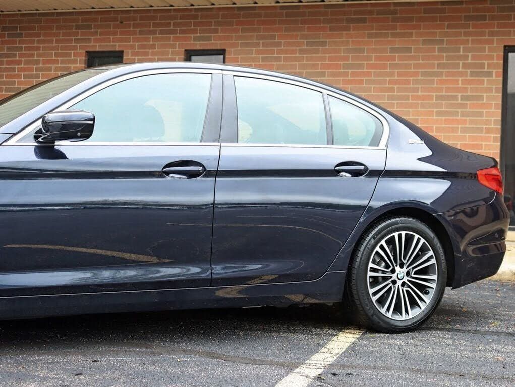 2019 BMW 530e