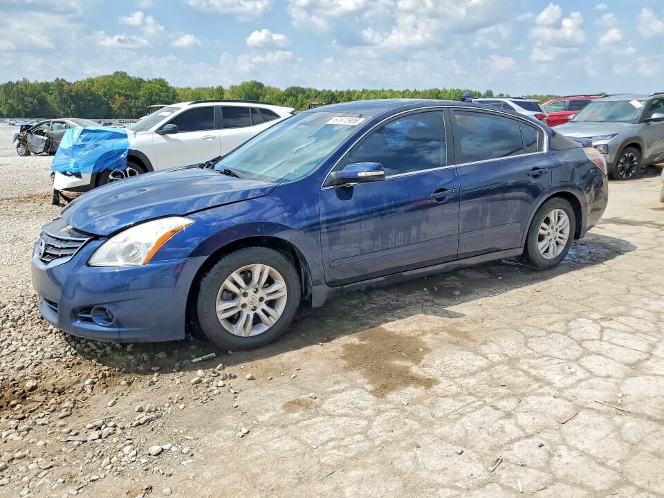 2011 NISSAN Altima