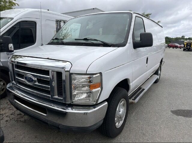 2014 FORD E-250