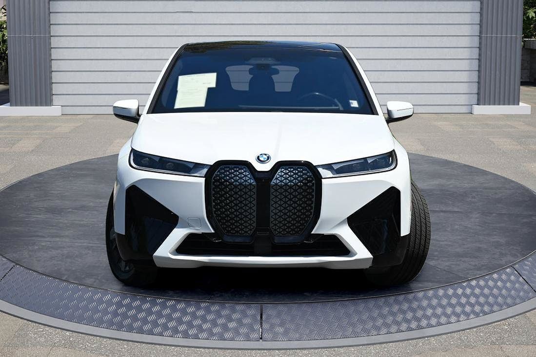 2023 BMW iX