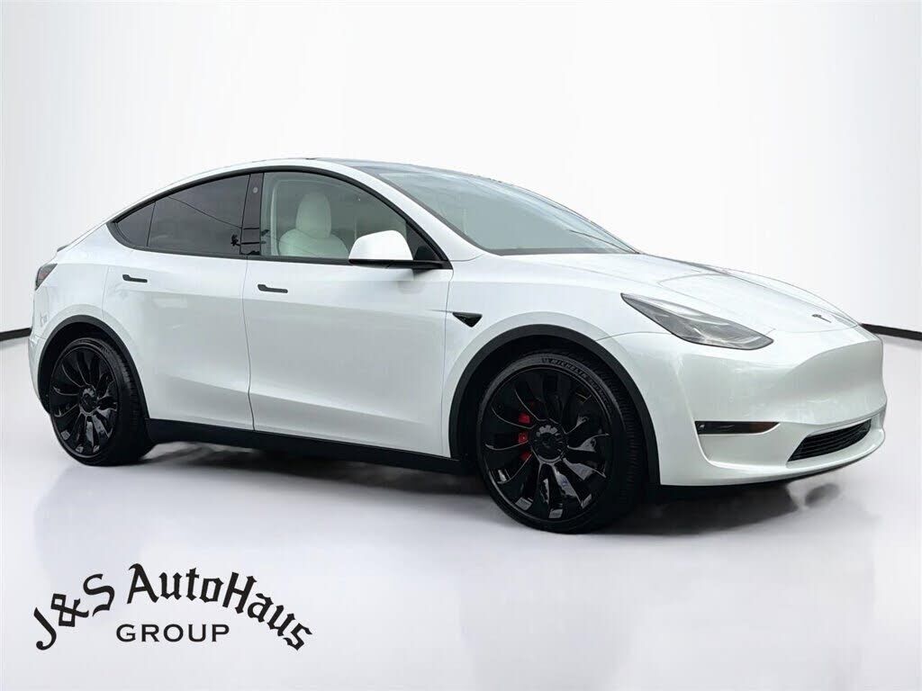 2021 TESLA Model Y