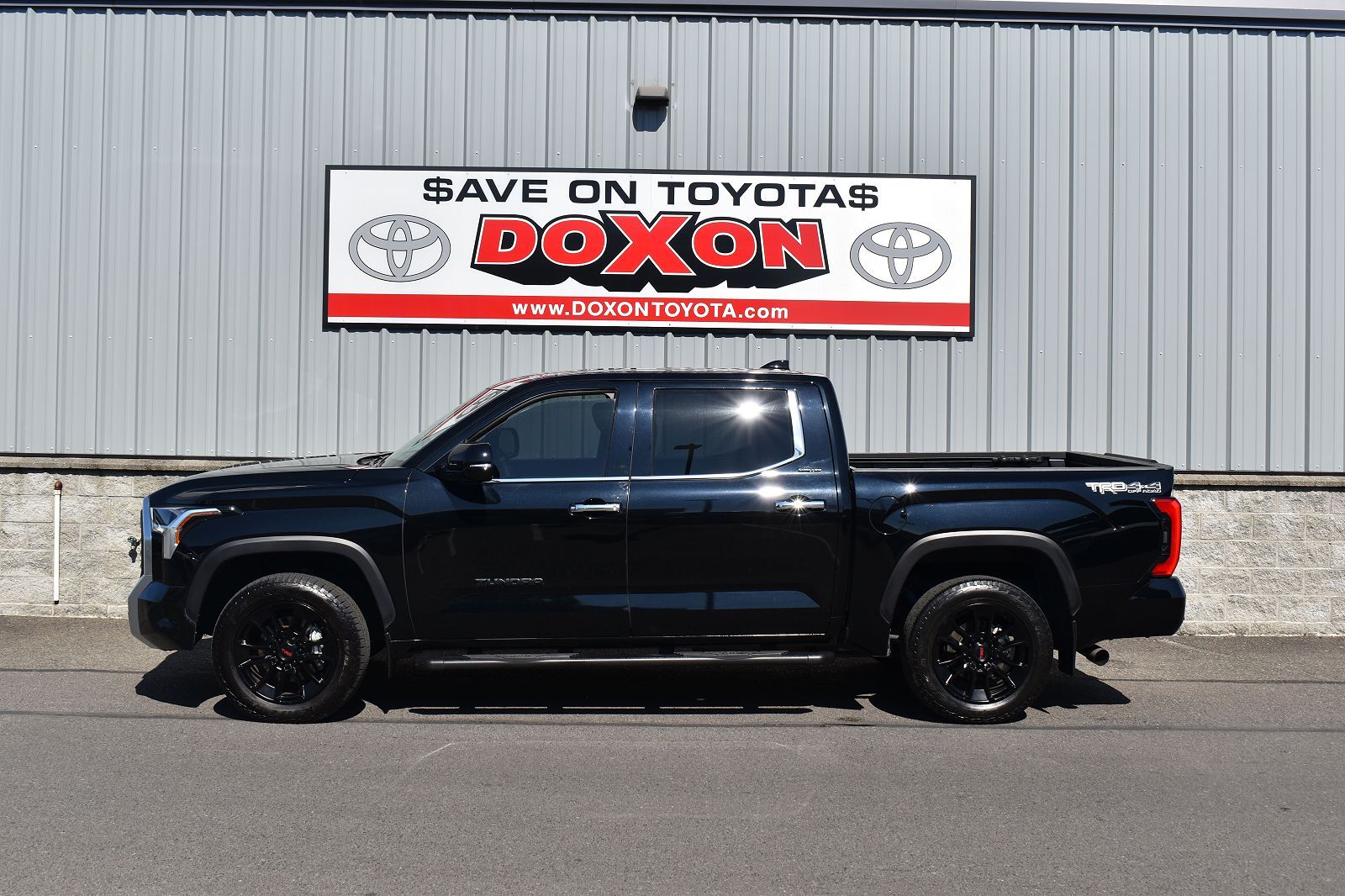 2025 TOYOTA Tundra