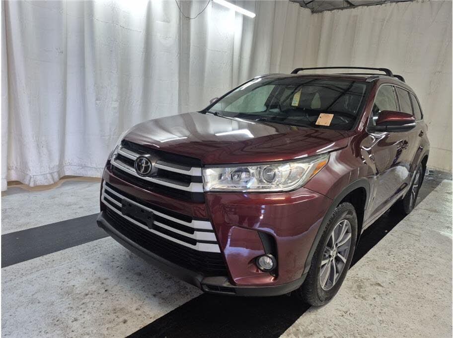 2018 TOYOTA Highlander