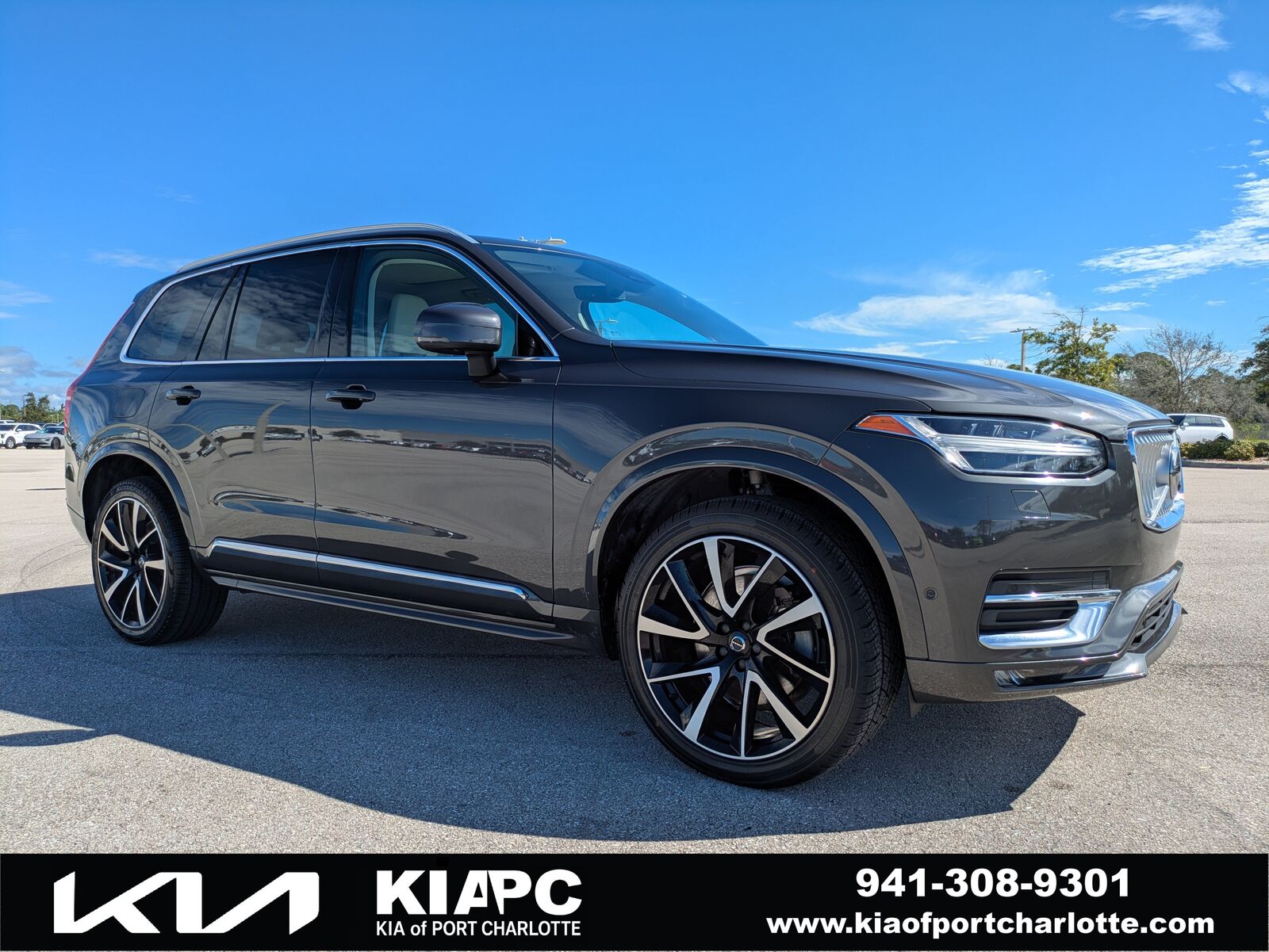 2023 VOLVO XC90