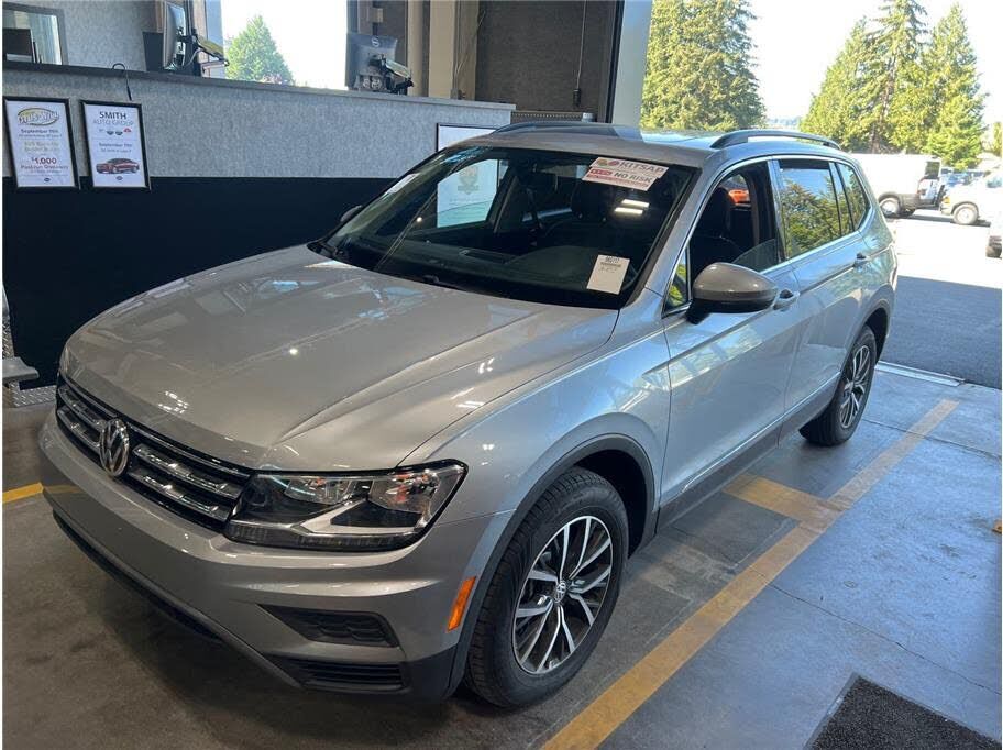 2020 VOLKSWAGEN Tiguan