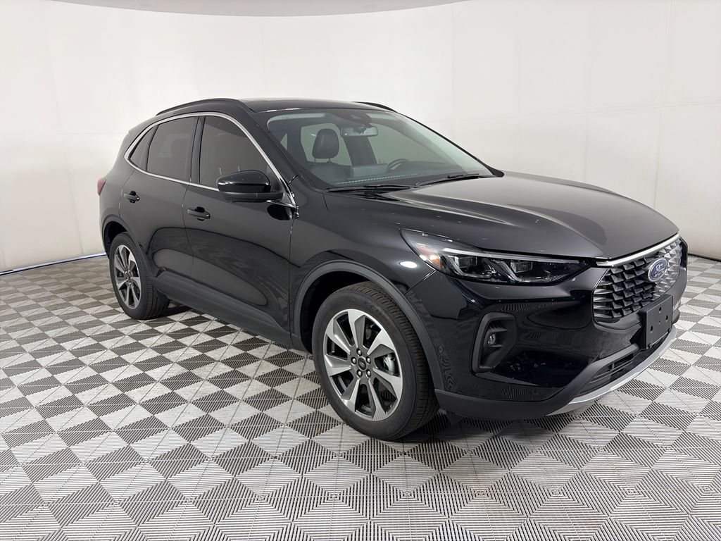 2024 FORD Escape