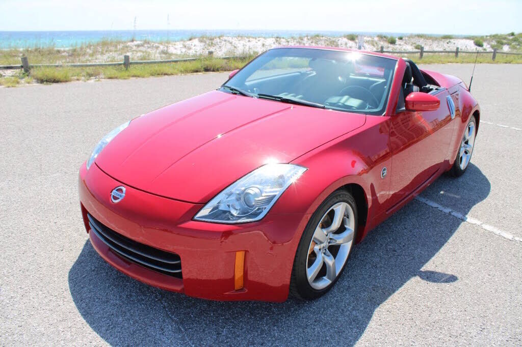 2006 NISSAN 350Z