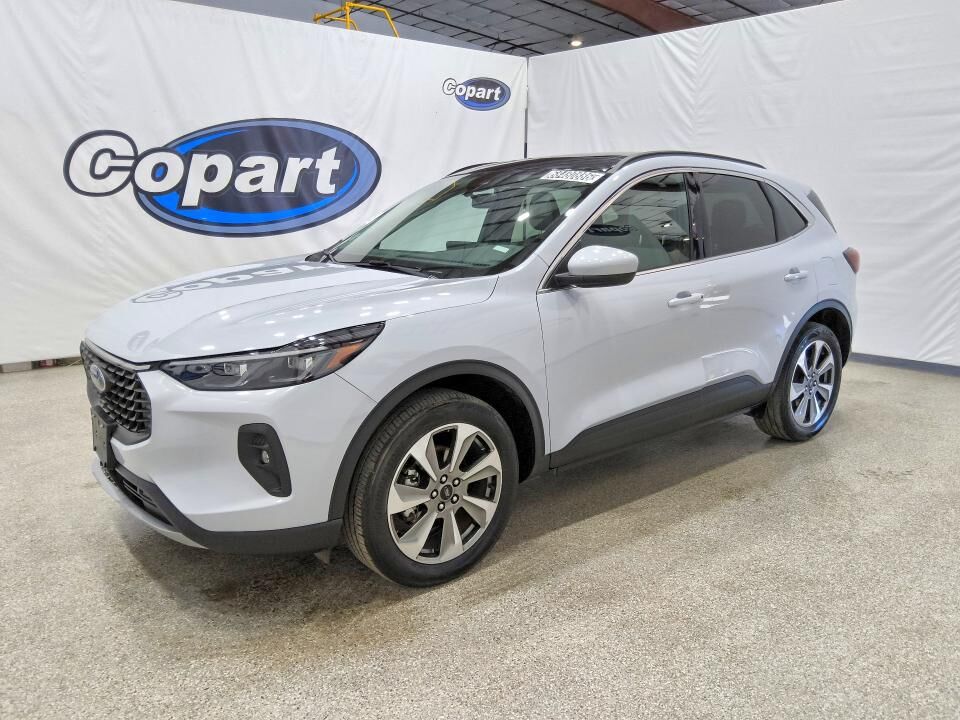 2025 FORD Escape