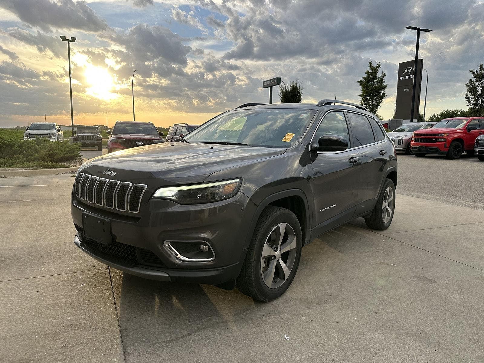 2022 JEEP Cherokee
