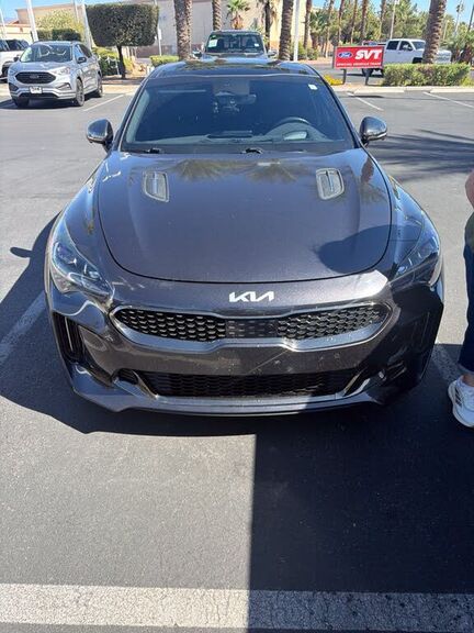 2023 KIA Stinger