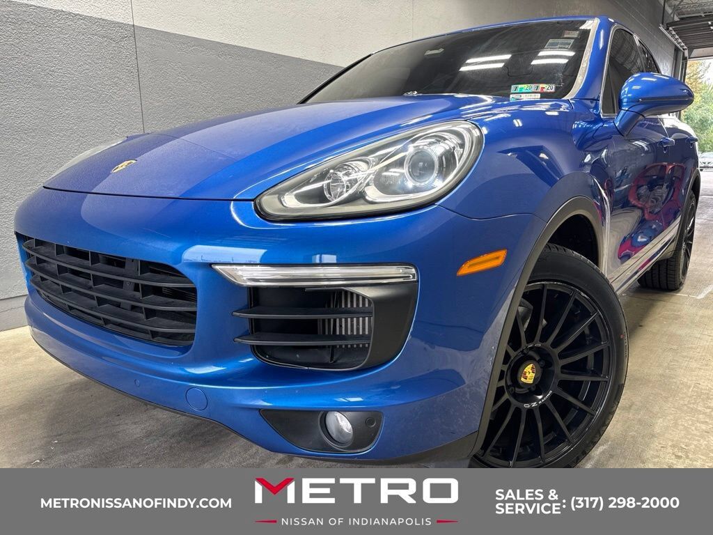 2017 PORSCHE Cayenne