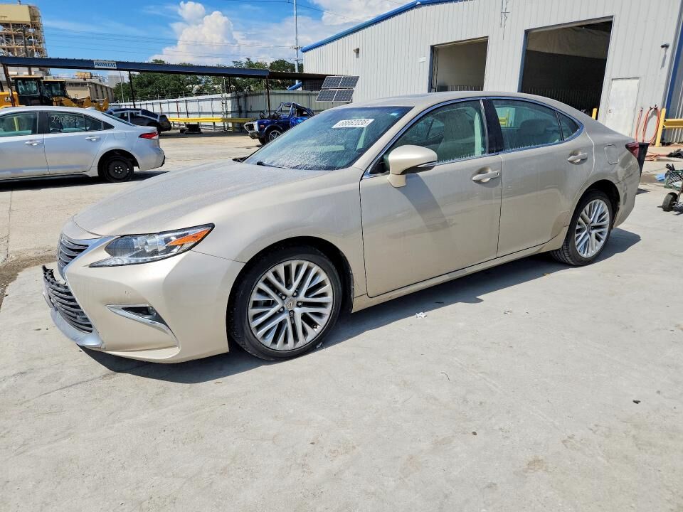 2016 LEXUS ES