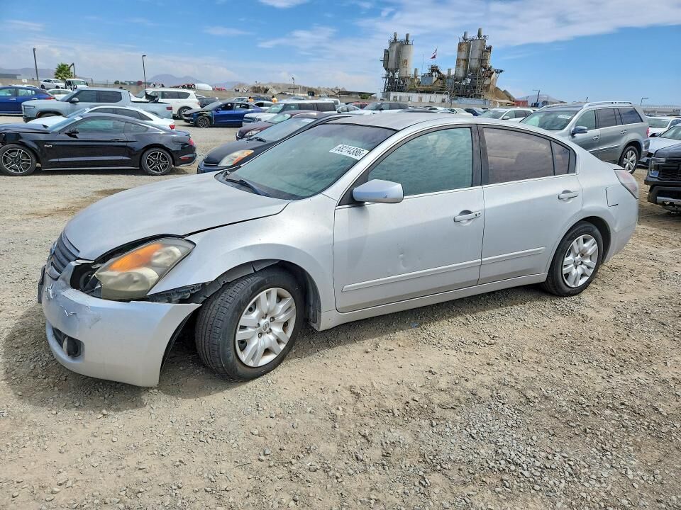 2009 NISSAN Altima