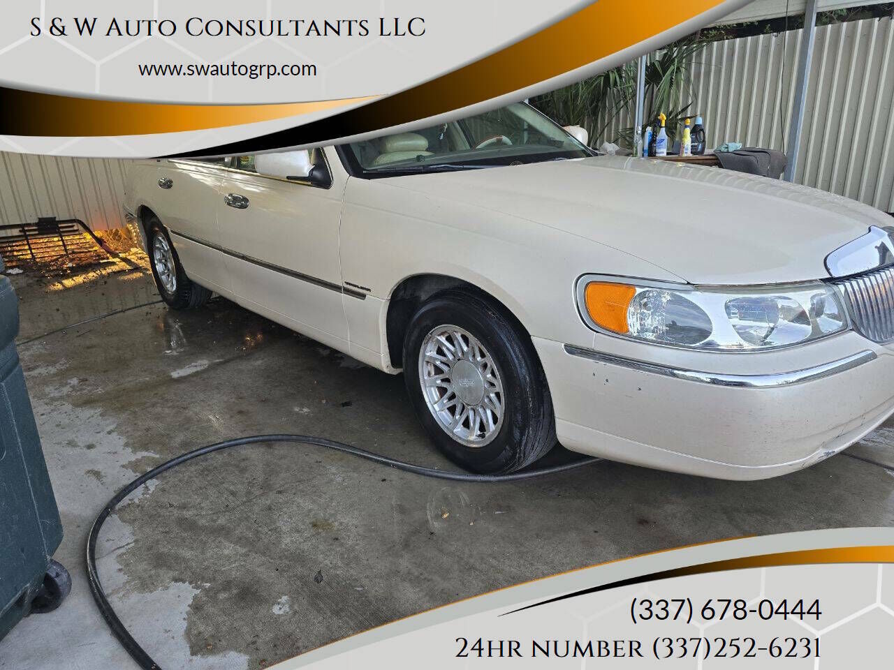 1998 LINCOLN Town Car