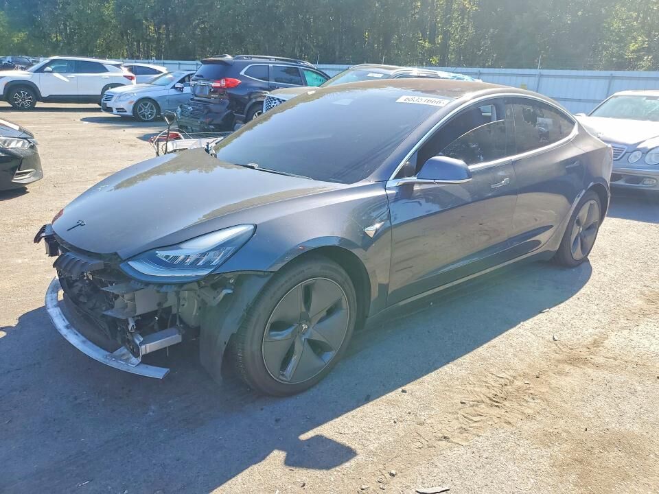2018 TESLA Model 3