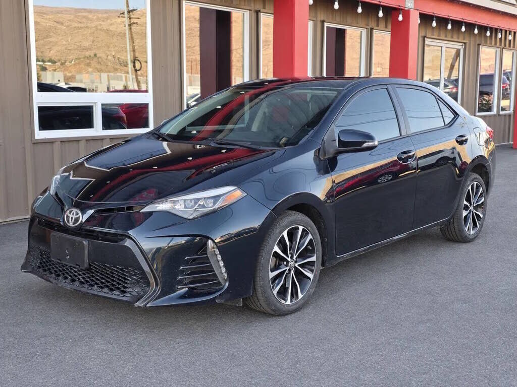 2017 TOYOTA Corolla