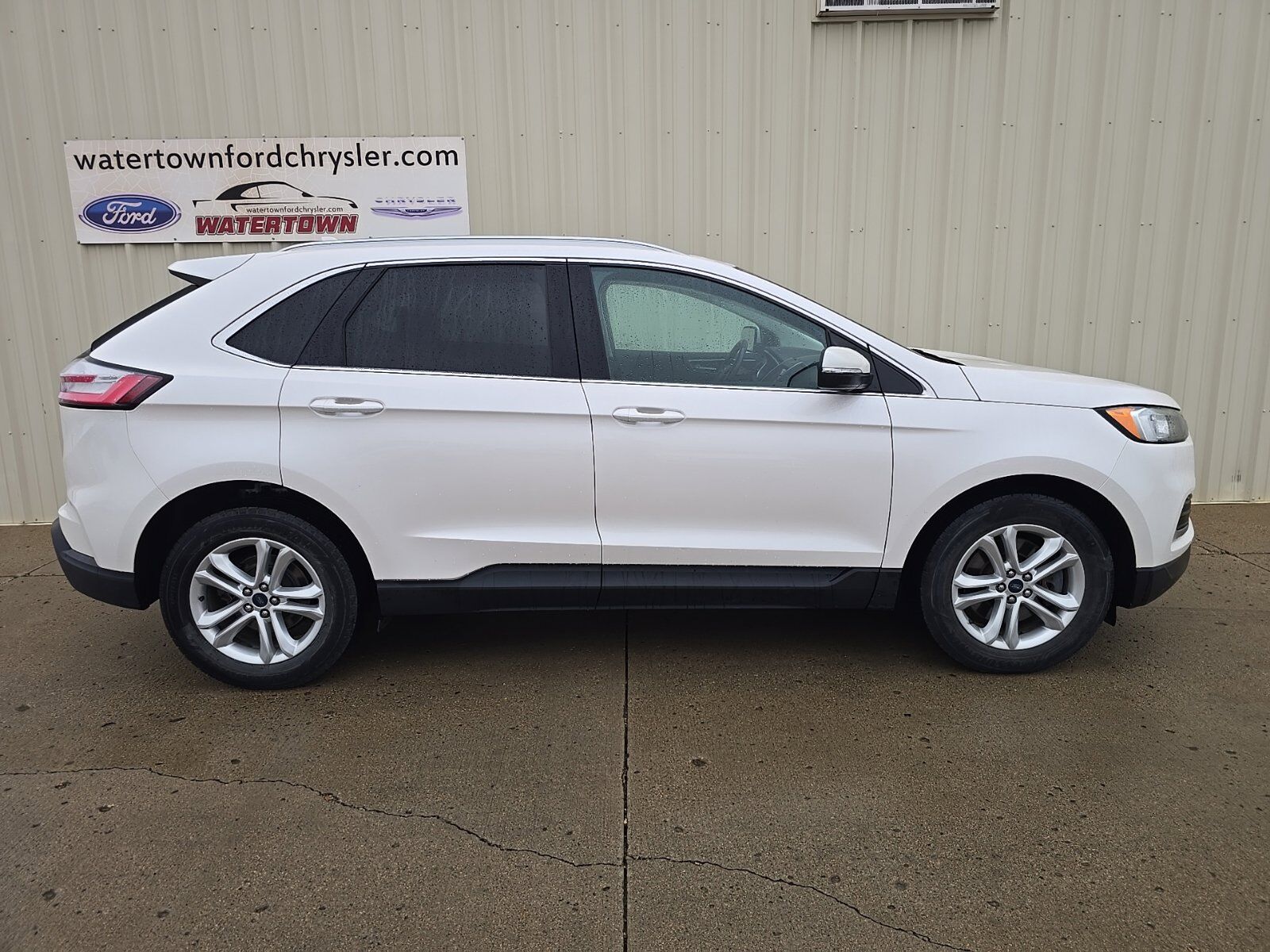 2019 FORD Edge