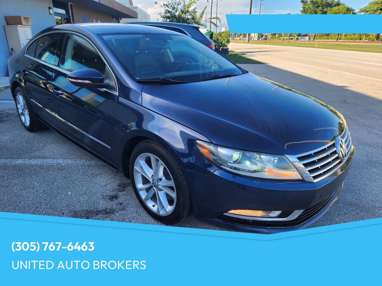 2013 VOLKSWAGEN Passat