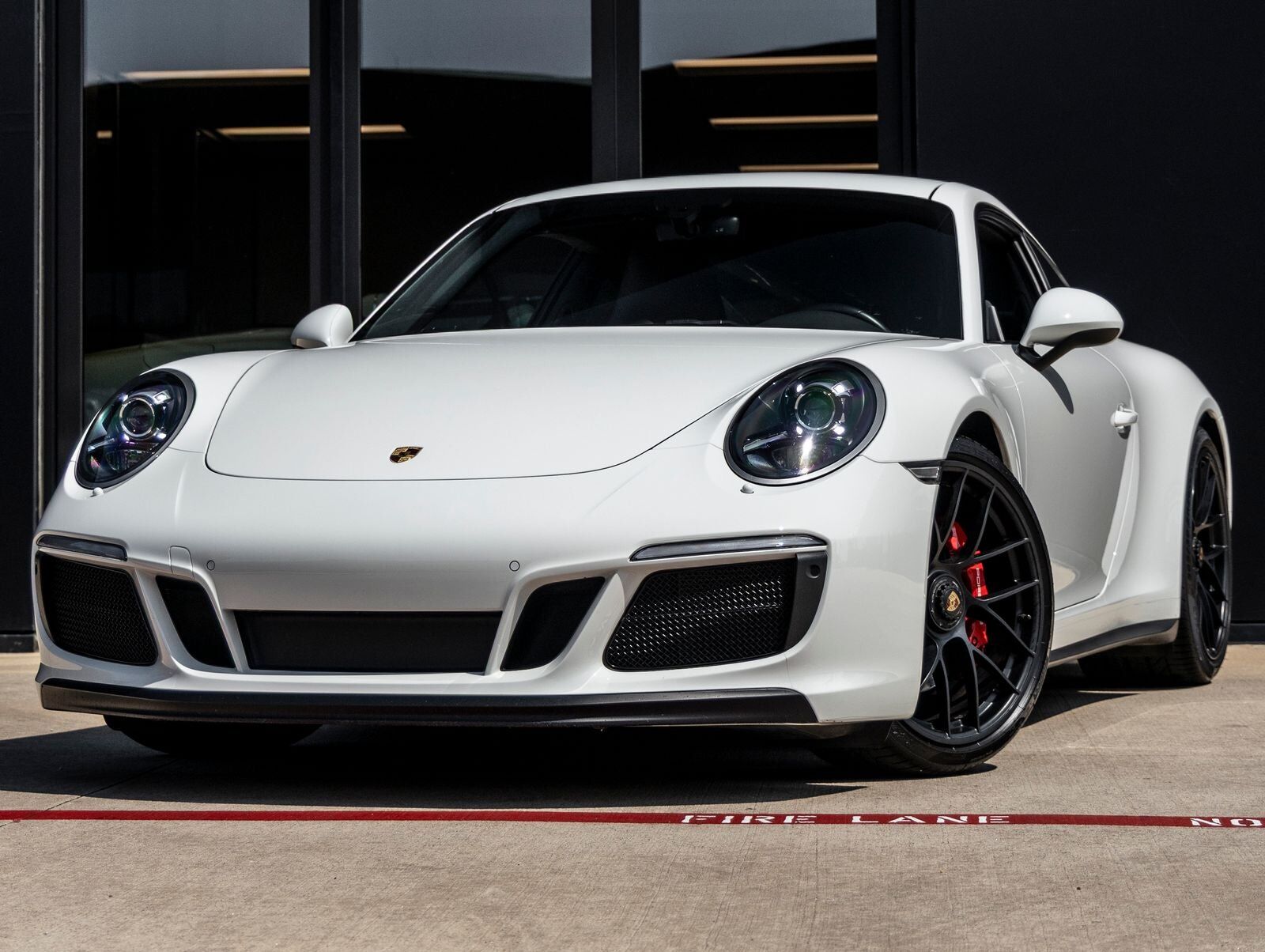2018 PORSCHE 911