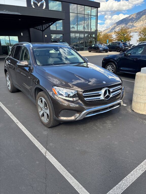 2016 Mercedes-Benz GLC-Class