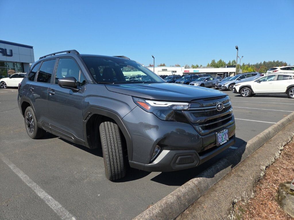 2025 SUBARU Forester