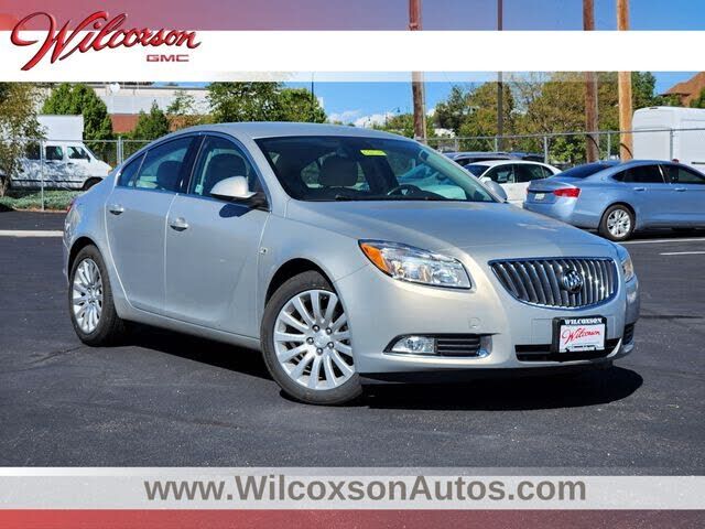 2011 BUICK Regal