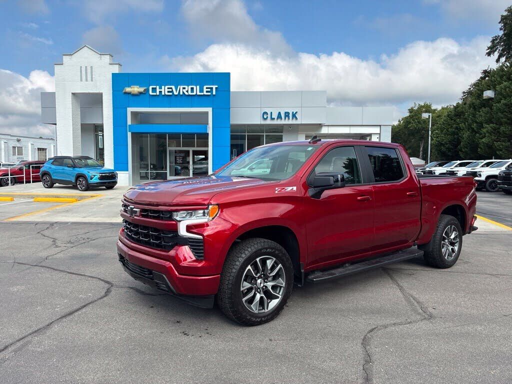 2025 CHEVROLET Silverado