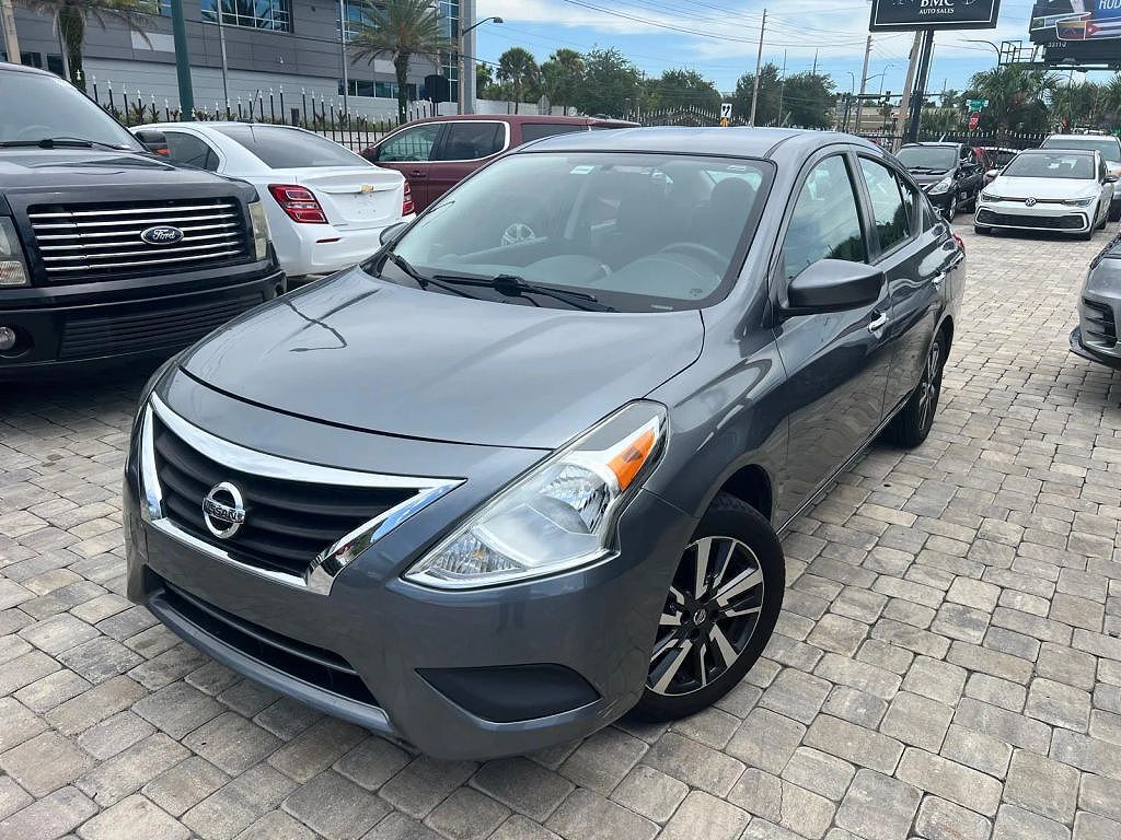 2019 NISSAN Versa
