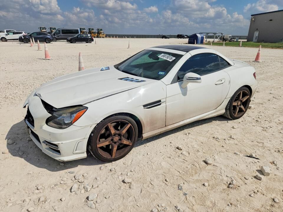 2015 MERCEDES-BENZ SLK-Class