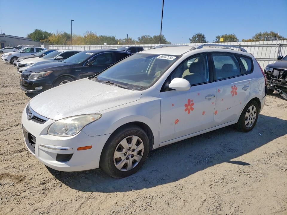 2011 HYUNDAI Elantra