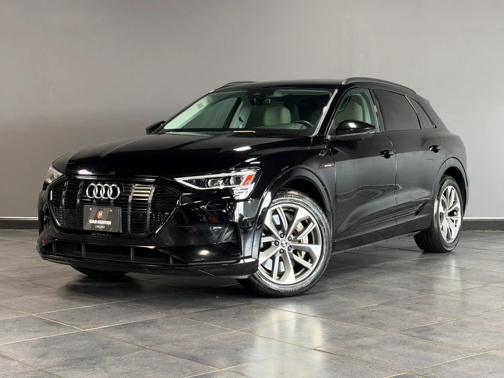 2021 AUDI e-tron