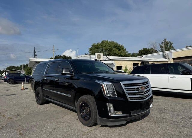 2018 CADILLAC Escalade ESV