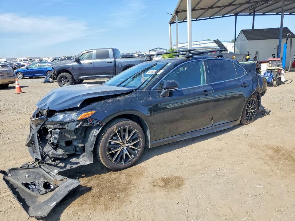 2024 TOYOTA Camry