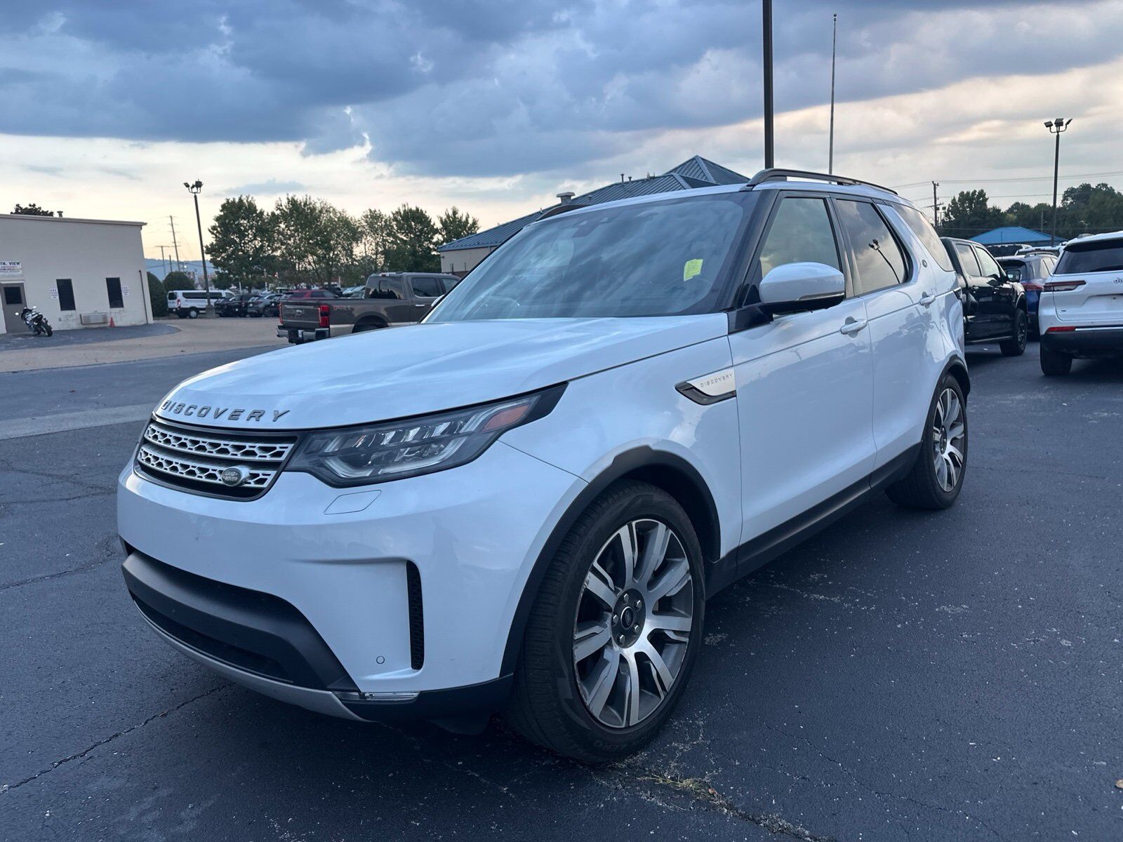 2018 LAND ROVER Discovery