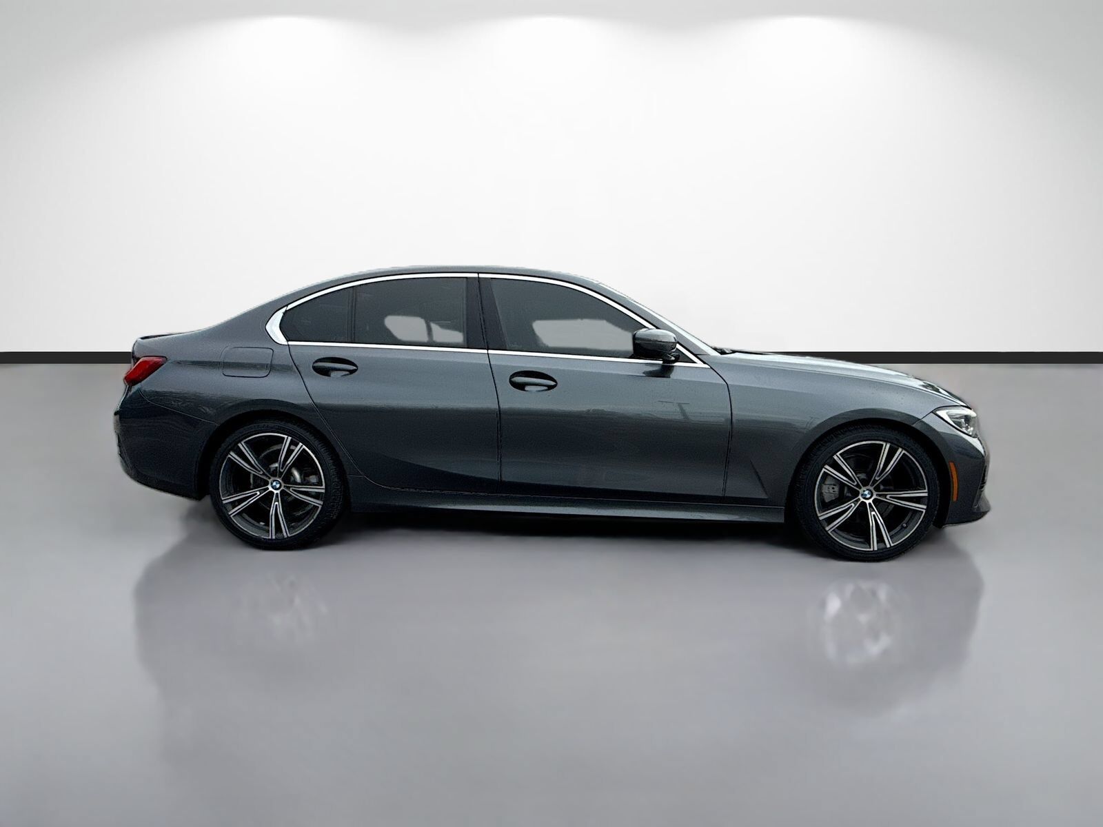 2021 BMW 330i