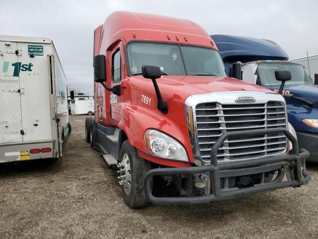 2018 FREIGHTLINER Cascadia