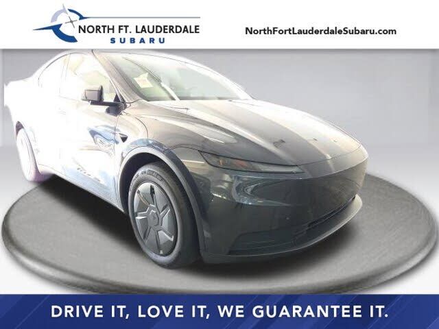 2026 TESLA Model Y
