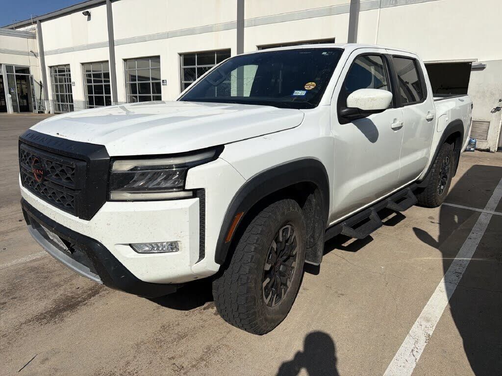 2022 NISSAN Frontier