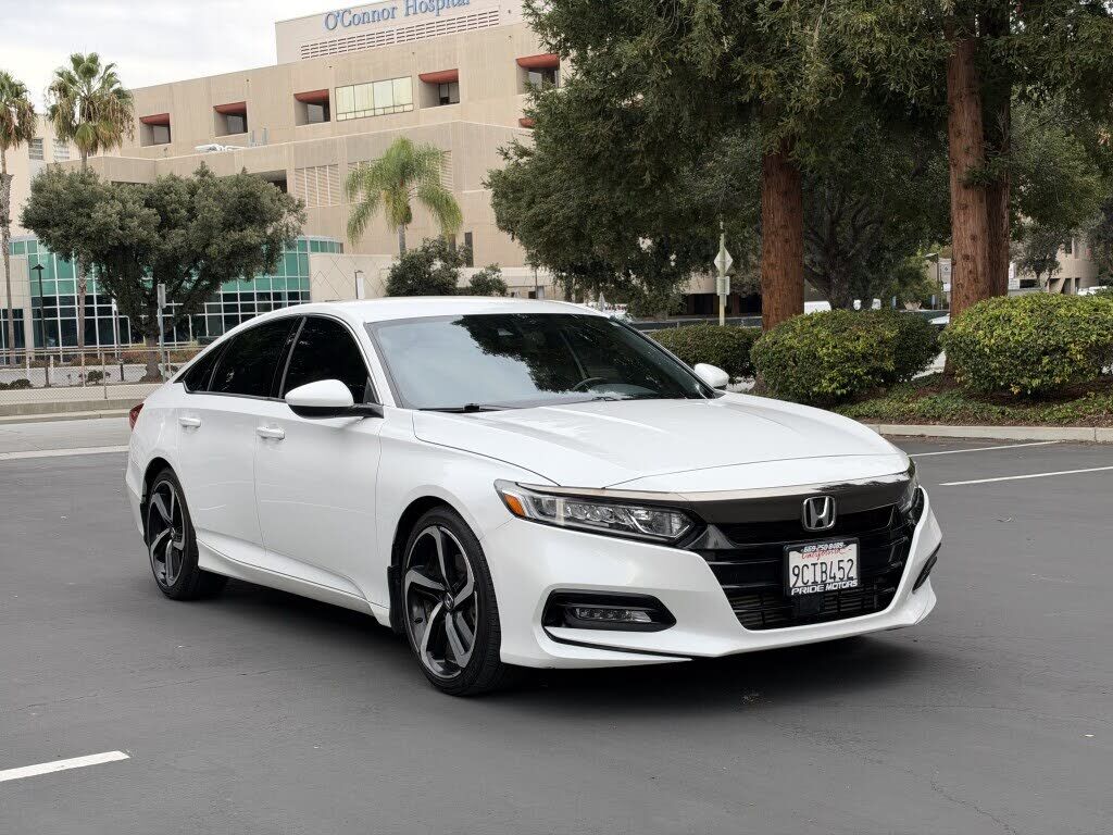 2019 HONDA Accord
