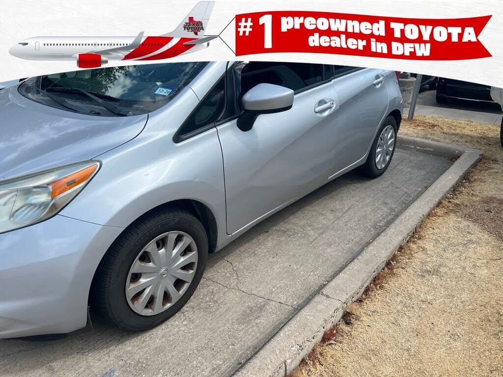 2016 NISSAN Versa