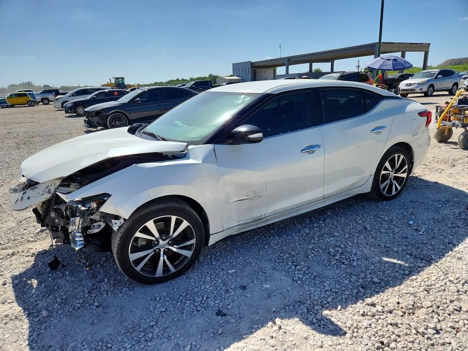 2016 NISSAN Maxima