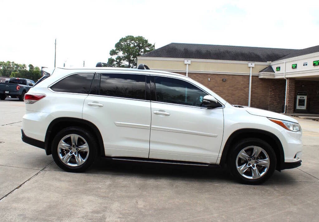 2015 TOYOTA Highlander