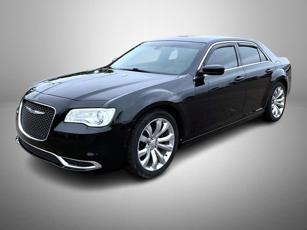 2018 CHRYSLER 300