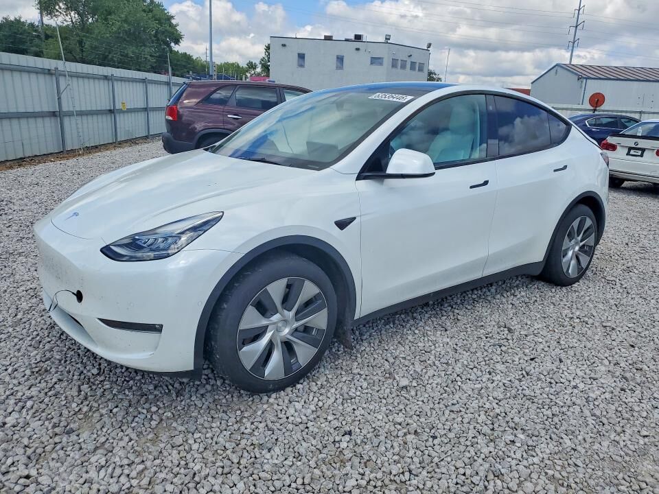 2022 TESLA Model Y