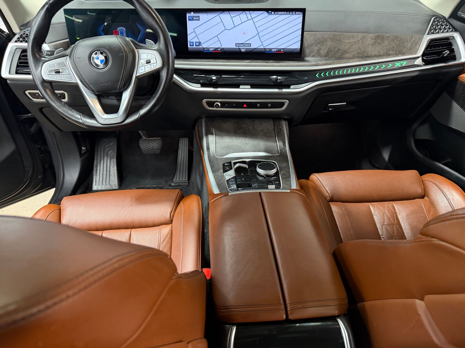 2023 BMW X7