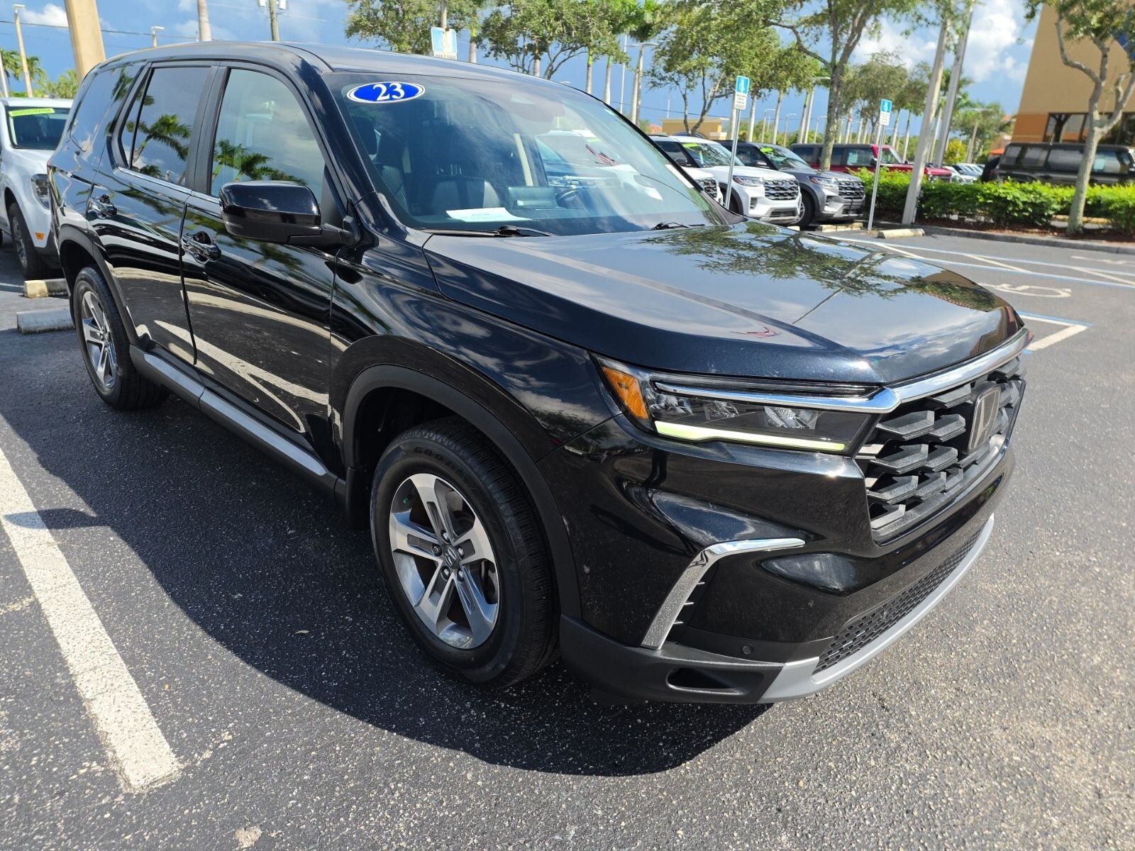 2023 HONDA Pilot