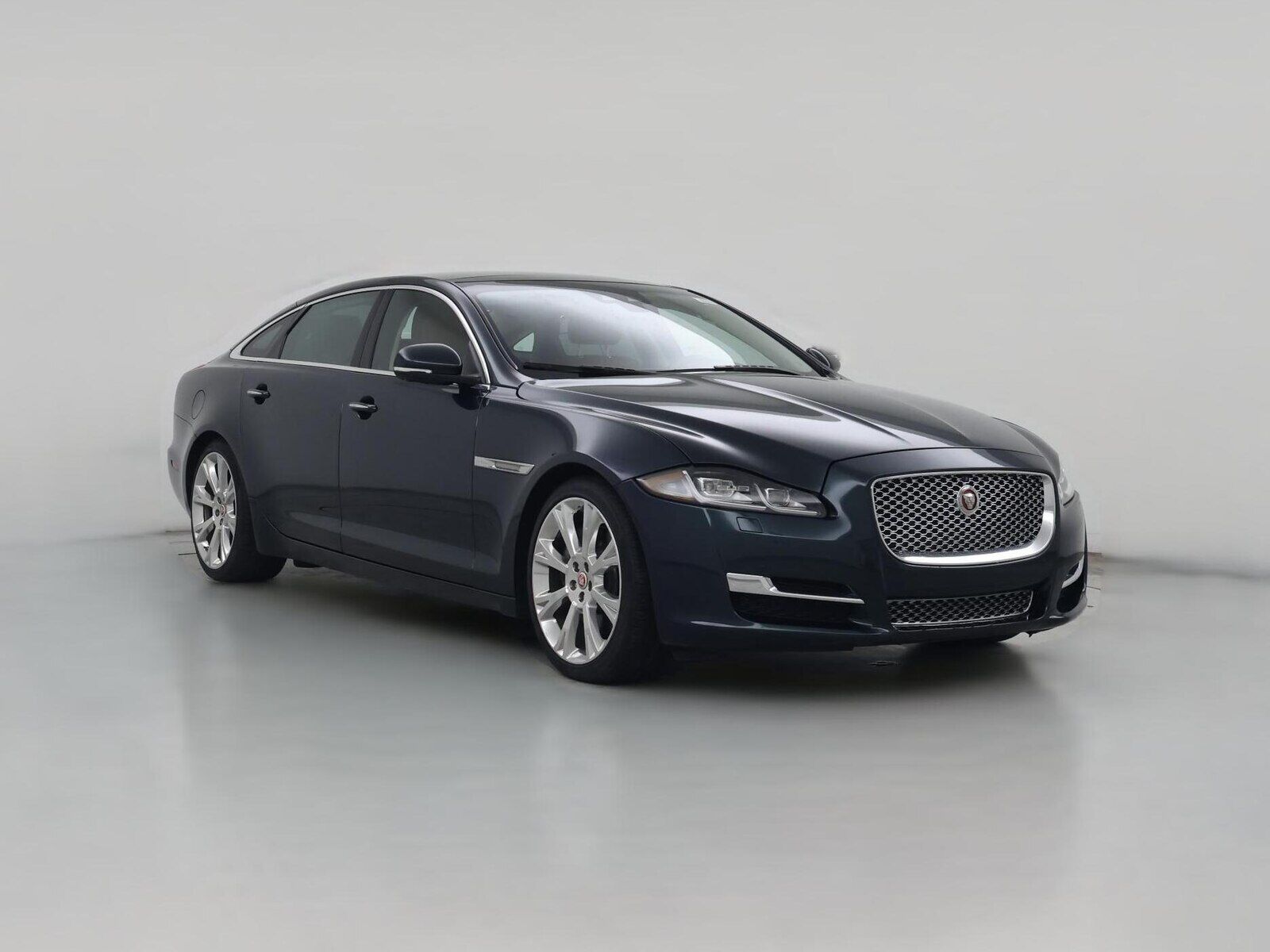 2019 JAGUAR XJ
